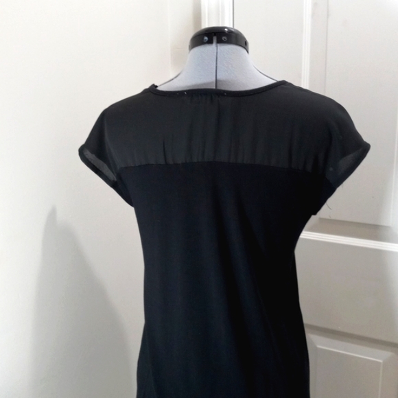 Carol Rose, Size S, Black Top with gold grommets on the shoulder. - Picture 4 of 7